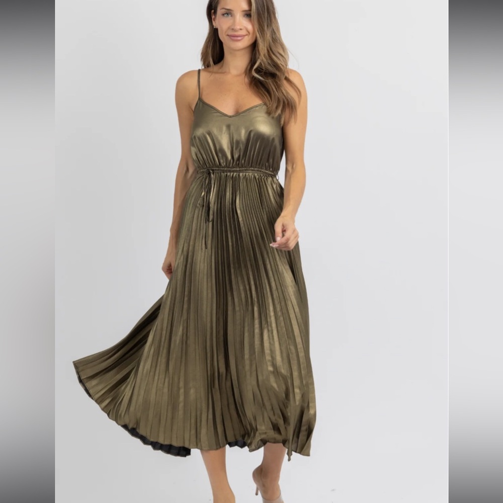 Metallic Midi Dress - Picture 3 of 5